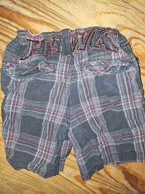 HAWK Embroidered Plaid Boys Shorts in Charcoal and Red 90s Vintage Kids Rare